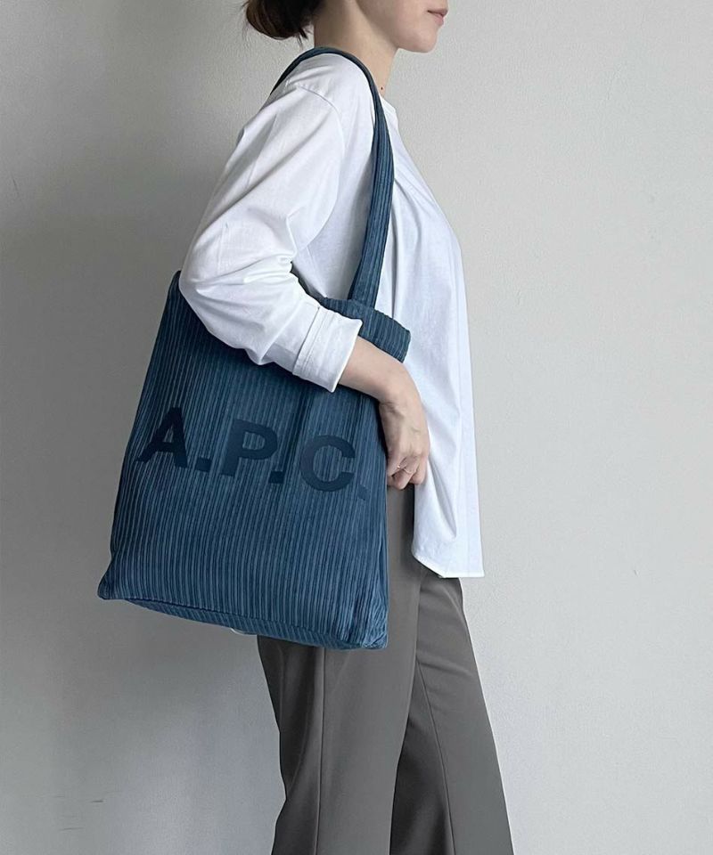 A.P.C. トートバッグ integramitrasolusi.id