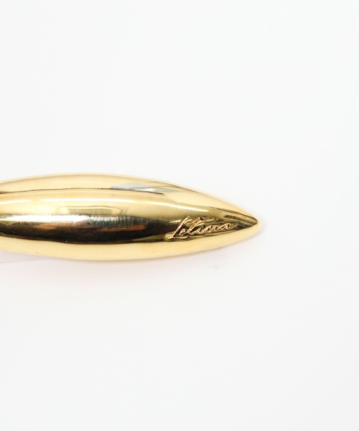 PIN 02(Gold) – LETICIA