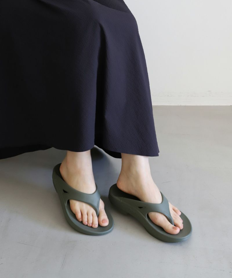 OOFOS リカバリーサンダル 並行輸入品】 リカバリーサンダル ウーフォス スポーツサンダル