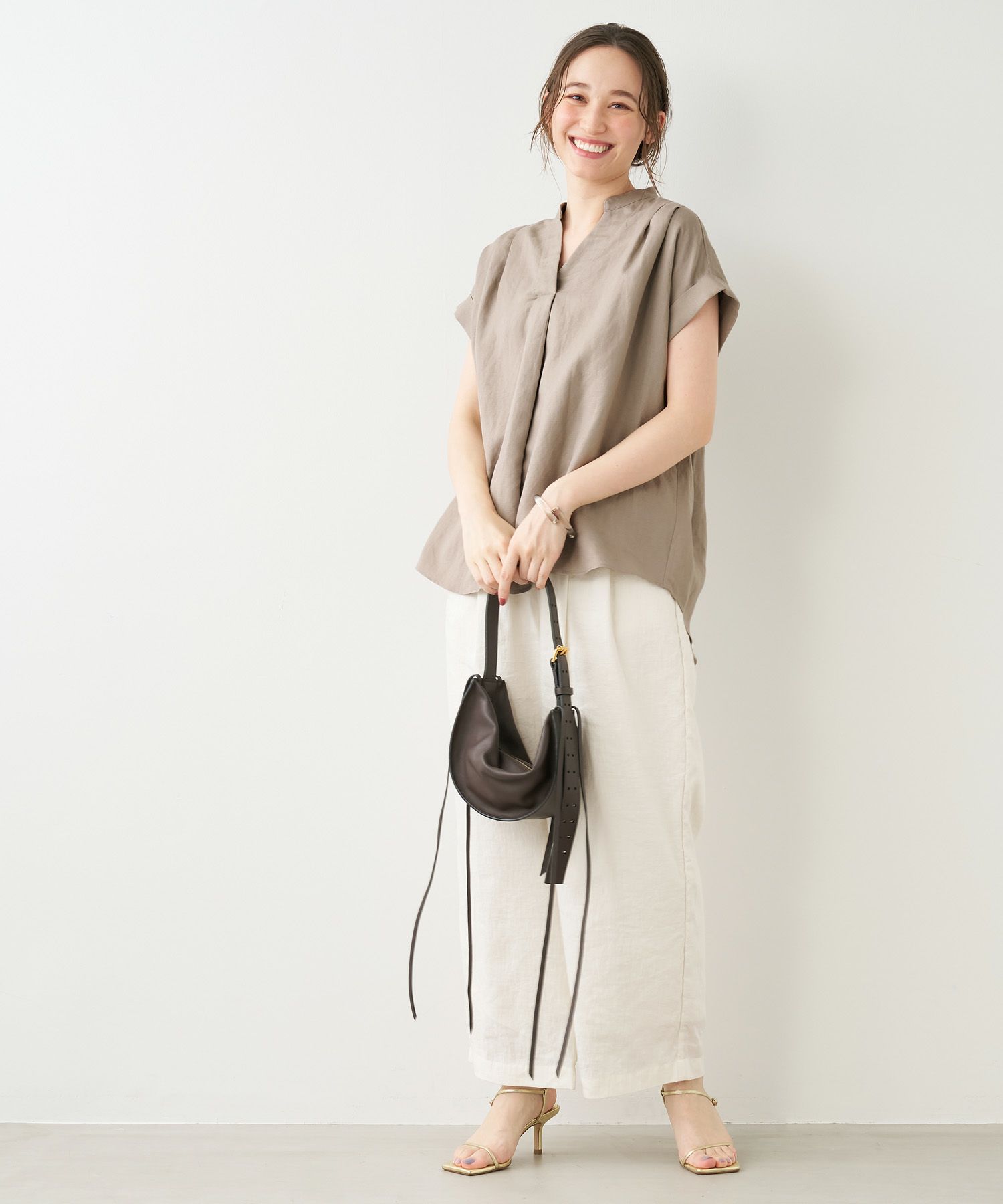 30%off]新色追加/リネンタックショルダーブラウス/0124201090  