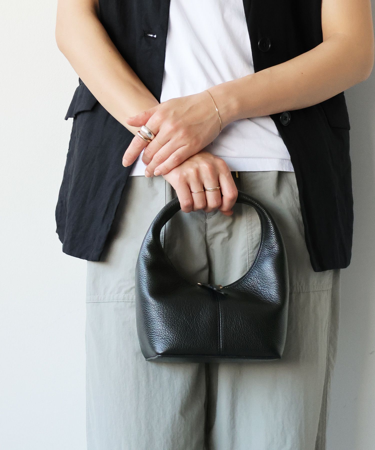 極美品＊FRENZLAUER MINI PANIER ハンドバッグ 黒　本革 FRENZLAUER（フランツロアー） Mini Panier（ハンドバッグ）｜VERMEIL