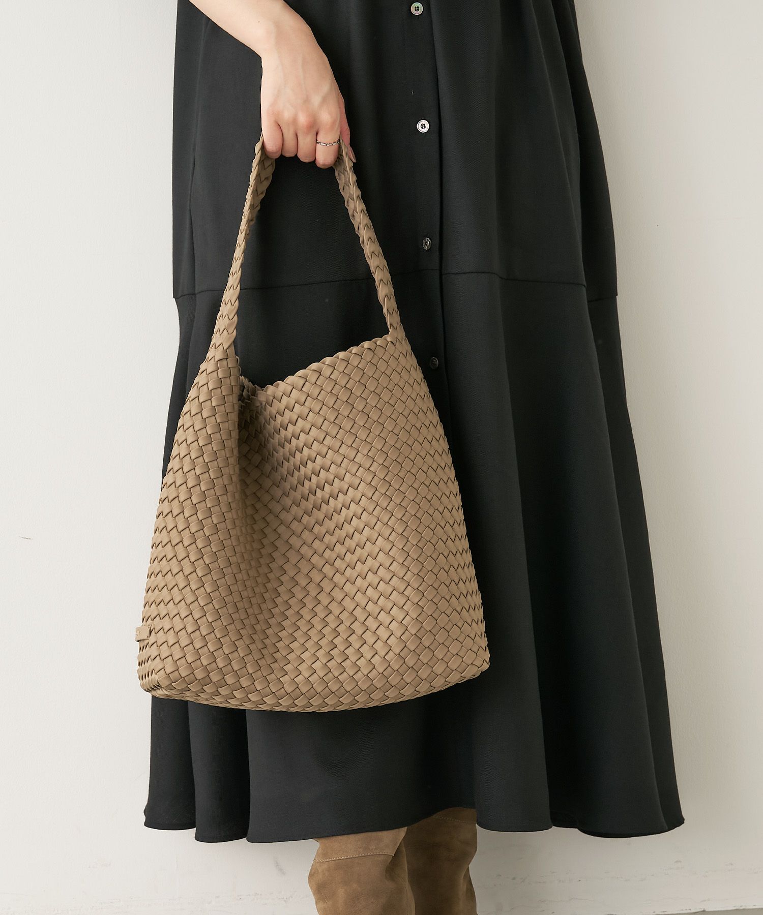 NAGHEDI】ワンショルダーバッグ-Nomad Hobo/0324310008 | MICA&DEAL 