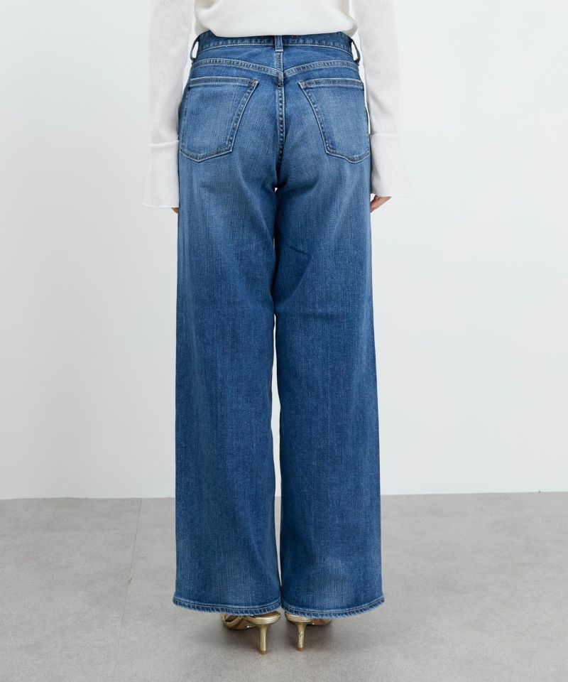 サスペンダー付きタックワイドパンツ