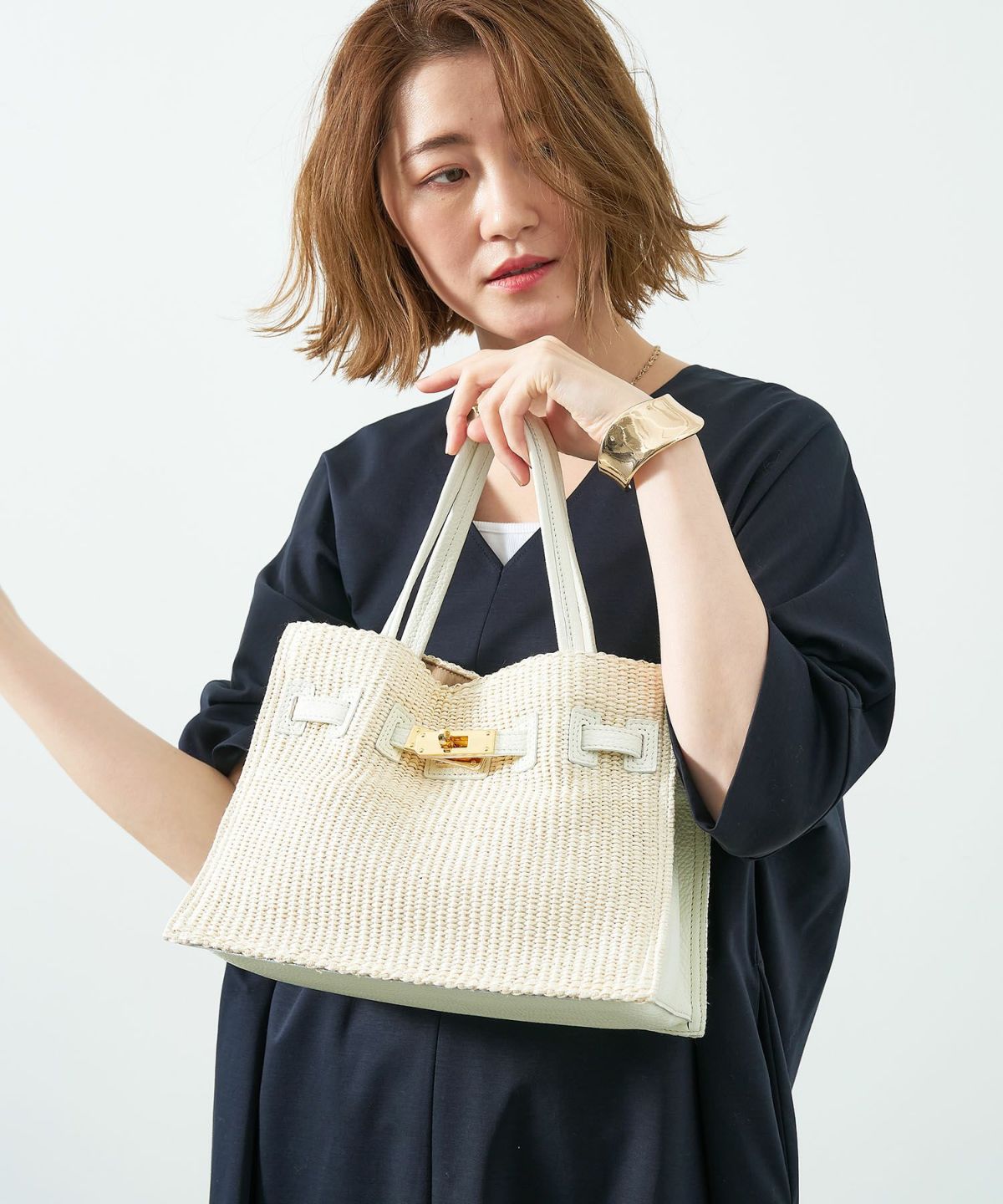 ★SANDRO★スモール チェックボード ラフィア トートバッグ ☆SANDRO☆スモール チェックボード ラフィア トートバッグ