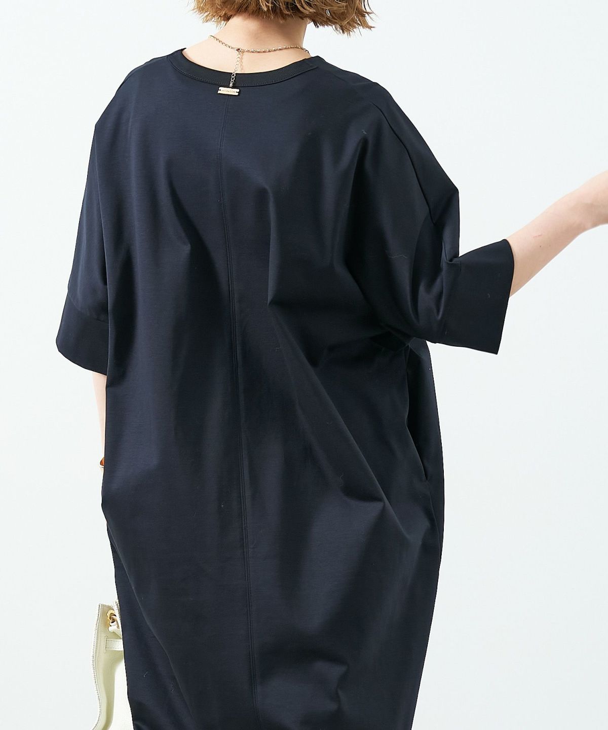 ⭐︎未使用⭐︎ＺE RＯ＋MARIACORNEJO黒のVネックコクーンワンピース 50%off]UVカット/接触冷感-Vネックコクーンワンピース