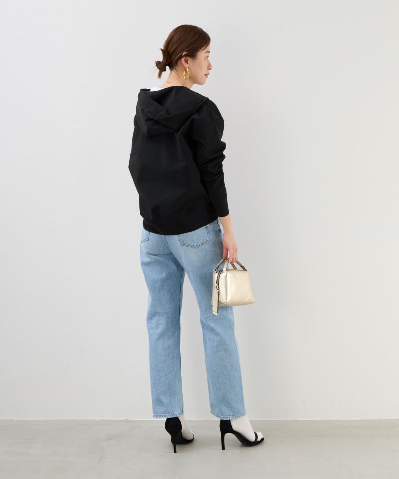 美品 Charlotte Lawrence Navy Blue パーカー L WAVE × Just Be. プルオーバーパーカー Lサイズ ｜ コンタクト