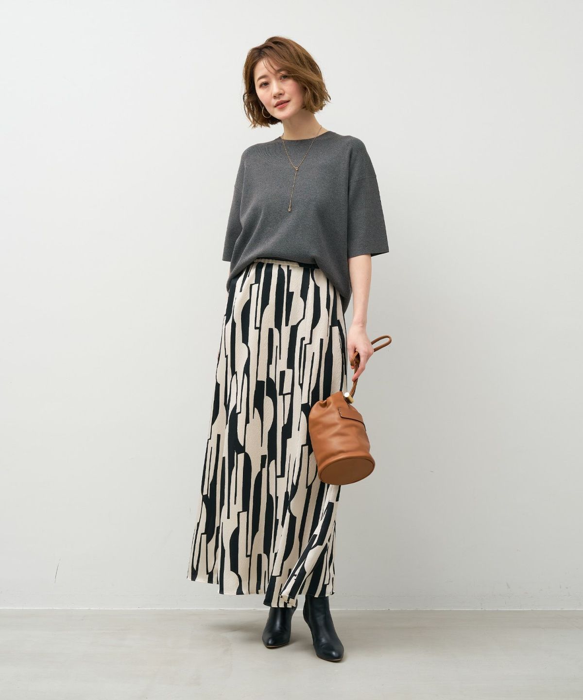 サテンプリントロングスカート/0125302222 | MICA&DEAL ONLINE STORE