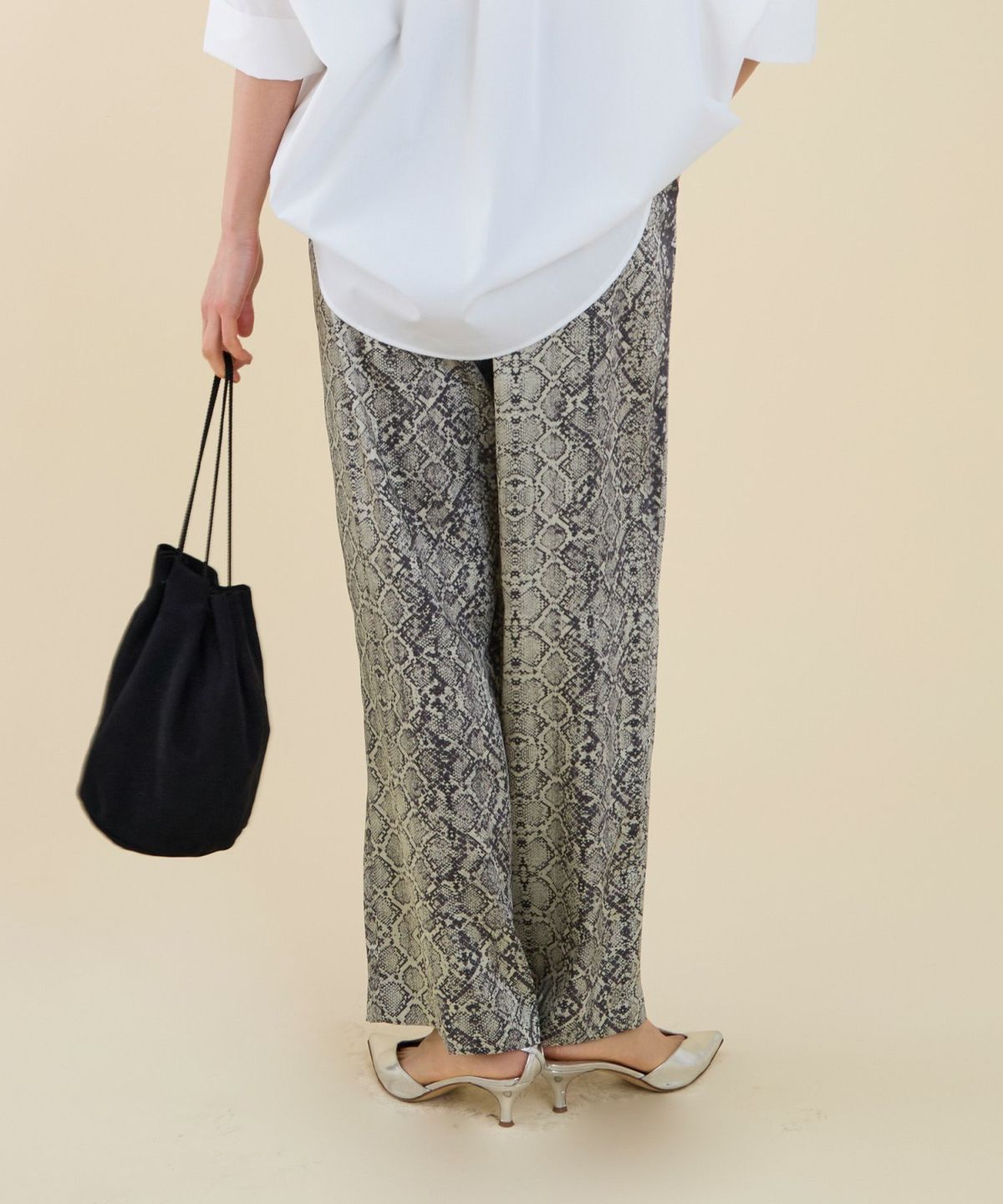 marmors マルモア 麻リネン混　プリントパンツ定価31900円 marmors パンツ 「marmors」flower print straight pants