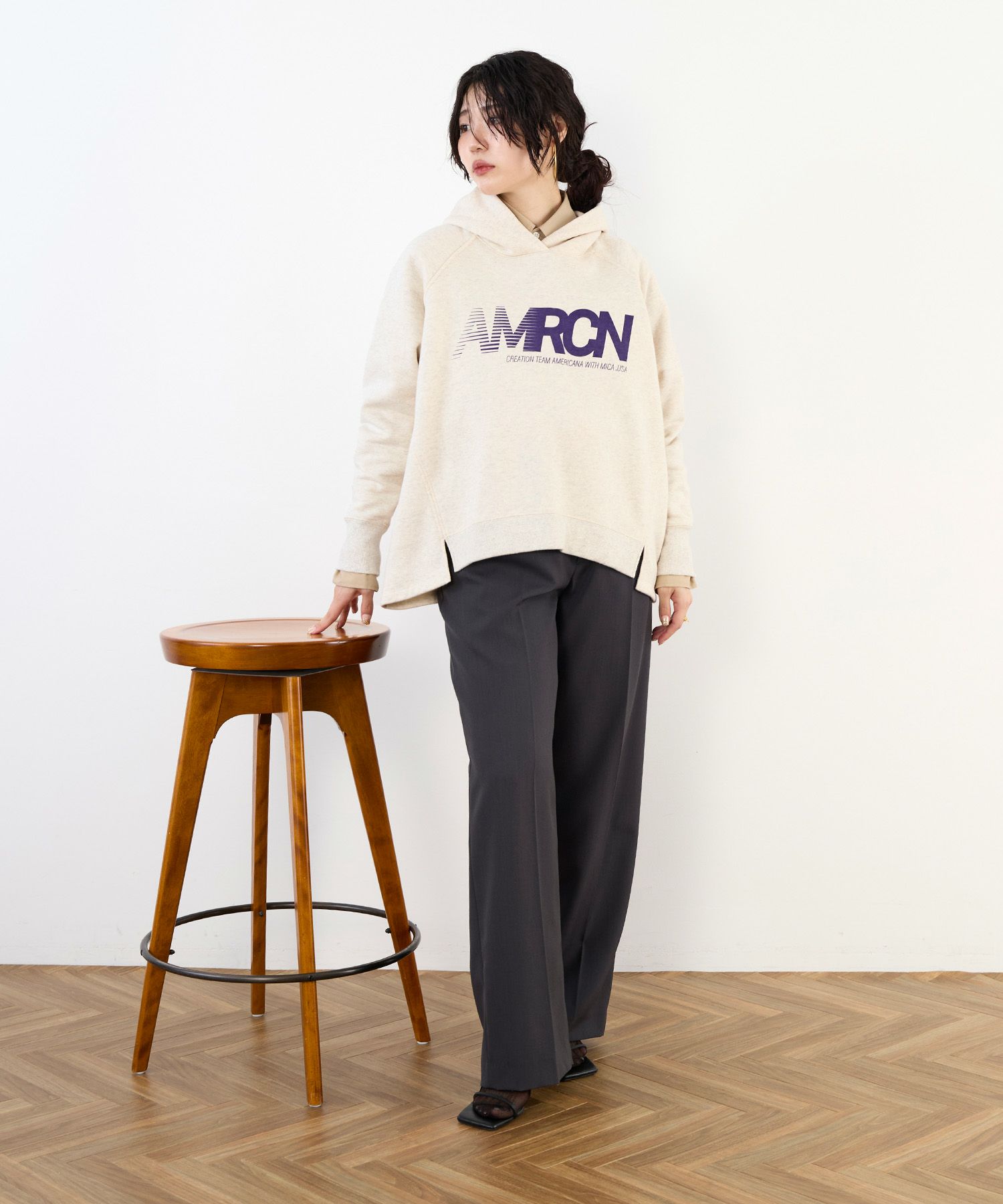 15th ANNIVERSARY 【AMERICANA×MICA&DEAL】ロゴフードパーカー