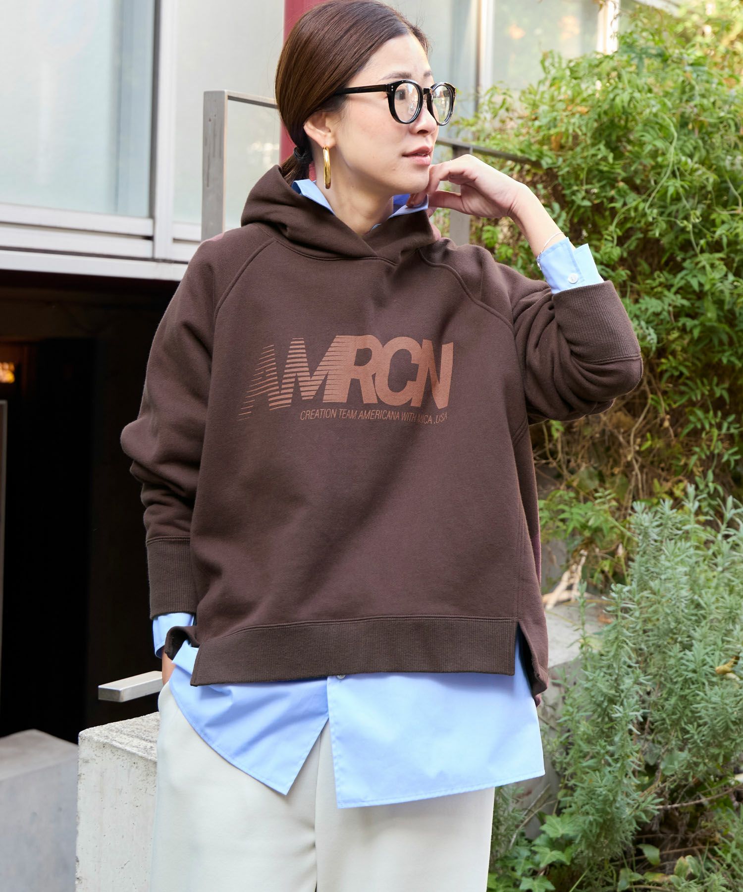 30%off]15th ANNIVERSARY 【AMERICANA×MICA&DEAL】ロゴフードパーカー