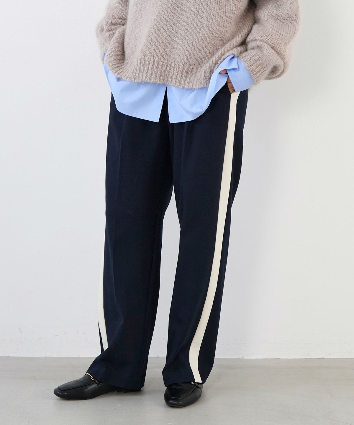 【AUBREY】サイドラインラメパンツ - FREE / ブラック　新品未使用 AUBREY】サイドラインラメパンツ - FREE / ブラック 新品未使用