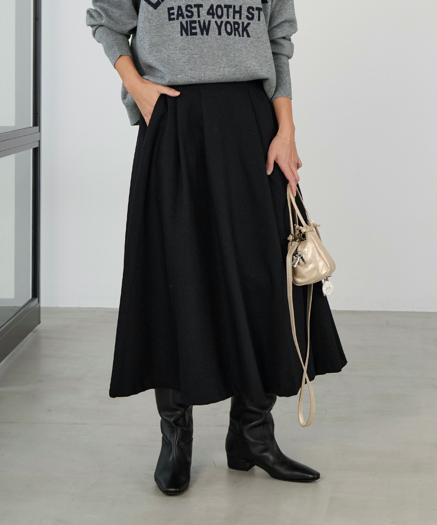 美品✨MAISON SPECIAL ボリューミータックフレアスカート36ブラック 美品✨MAISON SPECIAL ボリューミータックフレアスカート36ブラック