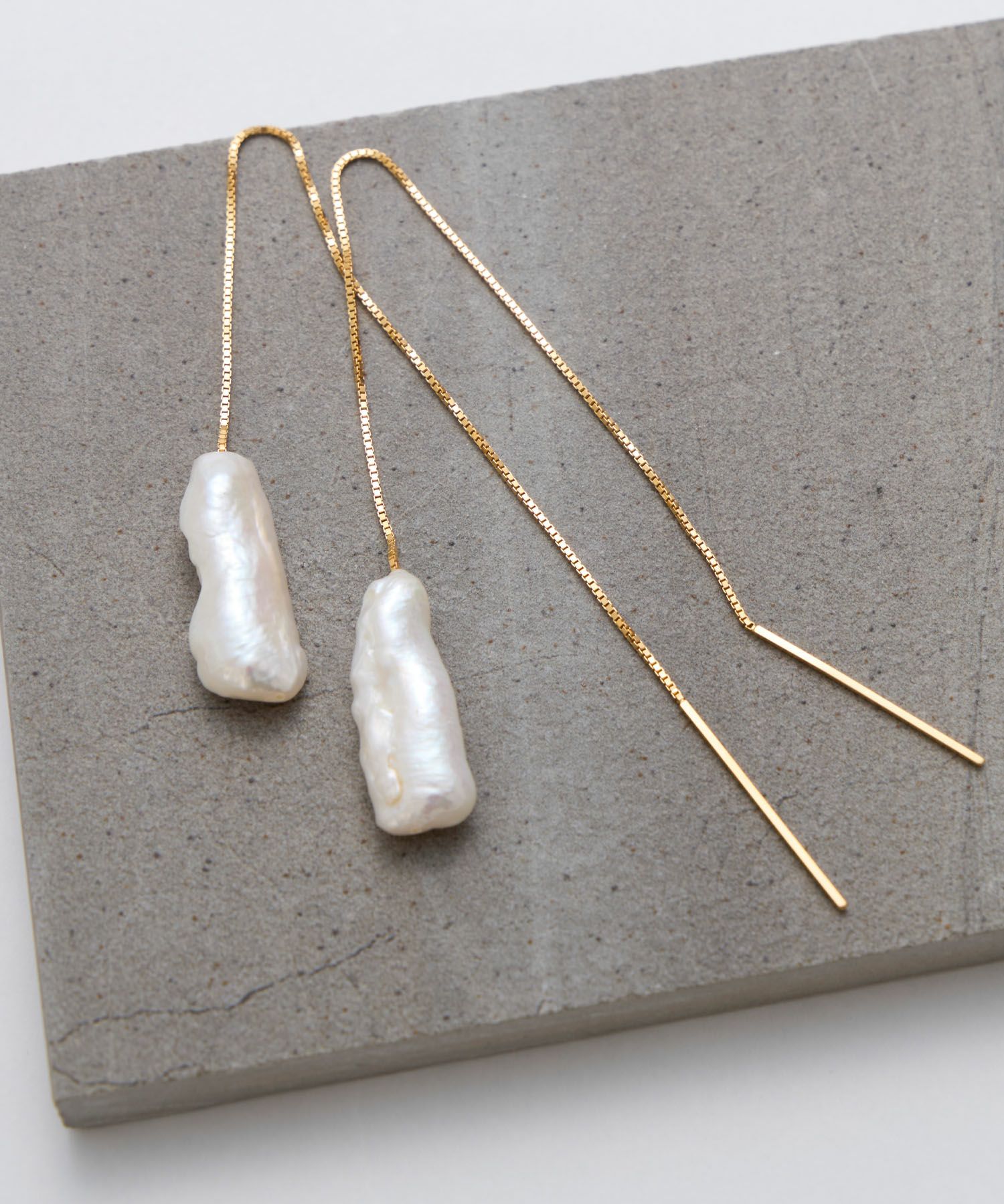 Ju QUATRE】パールロングチェーンピアス/0325310085 | MICA&DEAL
