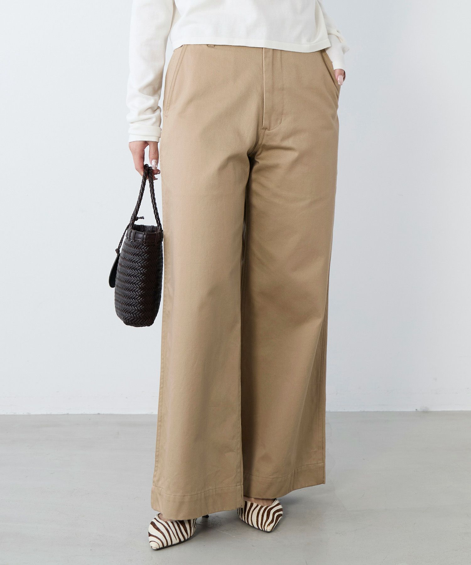 SALE❗️caramel ジオプリント柄　トラウザーパンツ caramel ジオプリント柄トラウザーパンツ