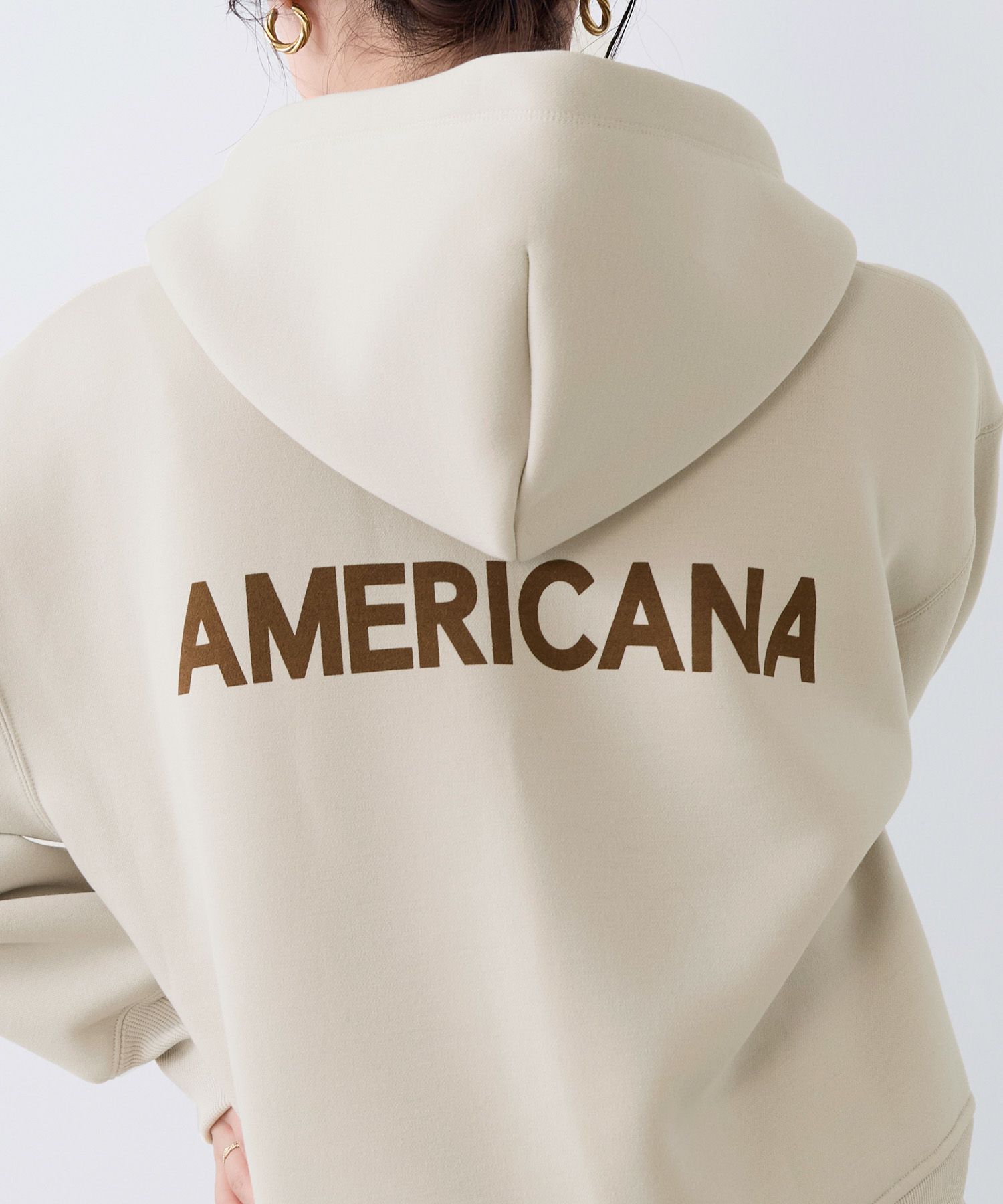 AMERICANA】別注-バックロゴクロップドジップアップパーカー